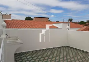 Foto 1 de Casa com 6 Quartos à venda, 256m² em Vila Operária, Teresina