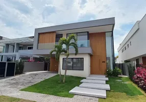 Foto 1 de Casa de Condomínio com 5 Quartos à venda, 650m² em Barra da Tijuca, Rio de Janeiro