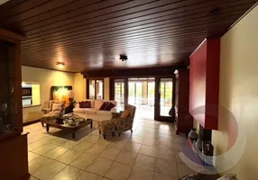 Foto 1 de Casa com 3 Quartos à venda, 267m² em Jurerê Internacional, Florianópolis