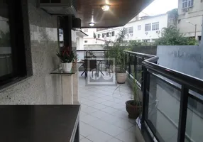 Foto 1 de Apartamento com 3 Quartos à venda, 133m² em Jardim Guanabara, Rio de Janeiro