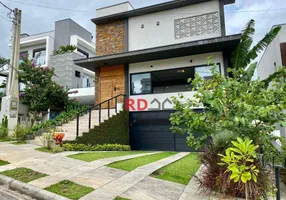 Foto 1 de Casa de Condomínio com 3 Quartos à venda, 259m² em Fazenda Rodeio, Mogi das Cruzes