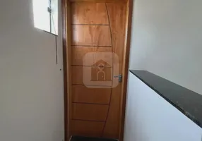 Foto 1 de Sobrado com 3 Quartos à venda, 75m² em Grand Ville, Uberlândia