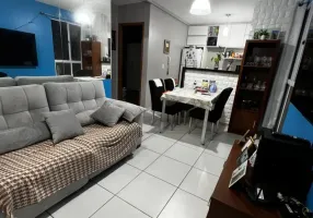 Foto 1 de Apartamento com 2 Quartos à venda, 42m² em Coacu, Eusébio