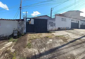 Foto 1 de Casa com 2 Quartos para alugar, 71m² em Setor Leste Vila Nova, Goiânia