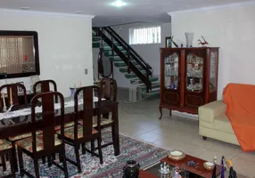 Foto 1 de Casa com 7 Quartos à venda, 480m² em Centro, Barra do Piraí