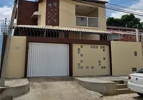 Foto 1 de Casa com 3 Quartos à venda, 190m² em Vingt Rosado, Mossoró