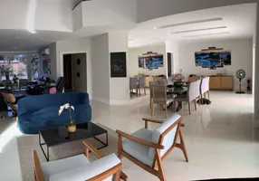 Foto 1 de Casa de Condomínio com 4 Quartos à venda, 392m² em Taquara, Rio de Janeiro