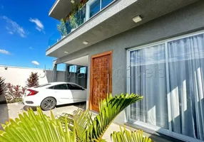 Foto 1 de Casa com 4 Quartos à venda, 262m² em Centro, Pouso Alegre