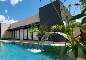 Foto 1 de Casa de Condomínio com 3 Quartos à venda, 400m² em LAGO SUL, Bauru