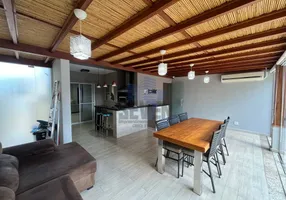 Foto 1 de Casa de Condomínio com 3 Quartos à venda, 170m² em Vila Aviação, Bauru