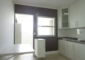 Foto 1 de Apartamento com 3 Quartos para alugar, 105m² em Centro, Campinas