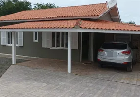 Foto 1 de Casa com 3 Quartos à venda, 150m² em São João do Rio Vermelho, Florianópolis