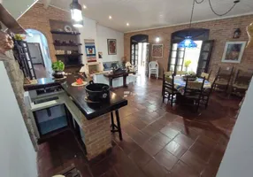 Foto 1 de Casa com 4 Quartos à venda, 350m² em Enseada, Guarujá
