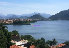 Foto 1 de Lote/Terreno à venda, 500m² em Camboinhas, Niterói