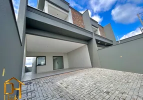 Foto 1 de Casa com 3 Quartos à venda, 181m² em Iririú, Joinville