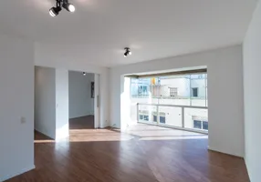 Foto 1 de Apartamento com 3 Quartos para venda ou aluguel, 110m² em Vila Olímpia, São Paulo