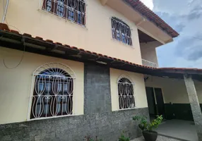 Foto 1 de Casa com 6 Quartos à venda, 427m² em Parque Dez de Novembro, Manaus
