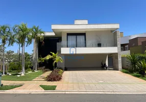 Foto 1 de Casa de Condomínio com 5 Quartos à venda, 447m² em Residencial Alphaville Flamboyant, Goiânia