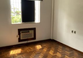 Foto 1 de Apartamento com 3 Quartos para alugar, 80m² em Saúde, Salvador