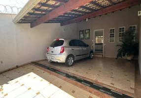 Foto 1 de Casa com 4 Quartos à venda, 197m² em Quinta Boa Esperança, Uberaba