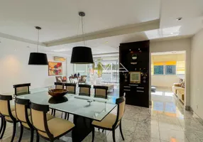 Foto 1 de Apartamento com 5 Quartos para venda ou aluguel, 215m² em Leblon, Rio de Janeiro