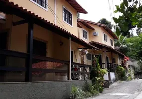 Foto 1 de Casa com 2 Quartos à venda, 78m² em Santa Bárbara, Niterói