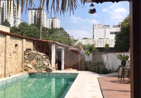 Foto 1 de Casa com 3 Quartos à venda, 277m² em Jardim Marajoara, São Paulo