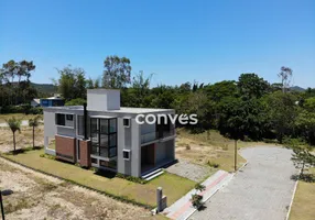 Foto 1 de Casa de Condomínio com 4 Quartos à venda, 220m² em Praia do Rosa, Garopaba