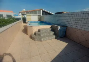 Foto 1 de Sobrado com 3 Quartos à venda, 197m² em Vila Guilhermina, Praia Grande