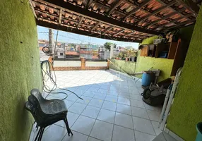 Foto 1 de Sobrado com 3 Quartos à venda, 222m² em Alves Dias, São Bernardo do Campo