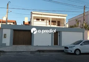 Foto 1 de Sobrado com 4 Quartos à venda, 228m² em Cocó, Fortaleza