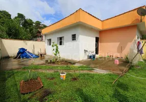 Foto 1 de Casa com 2 Quartos à venda, 75m² em Quinta Do Guarau, Peruíbe