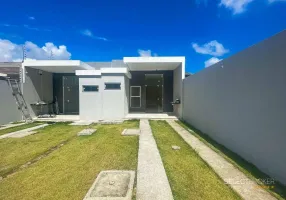 Foto 1 de Casa com 2 Quartos à venda, 64m² em Mangabeira, Eusébio