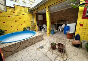 Foto 1 de Casa com 3 Quartos à venda, 152m² em Vila Guilhermina, Praia Grande