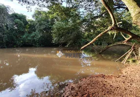 Foto 1 de Fazenda/Sítio com 2 Quartos à venda, 200m² em Centro, Urupês