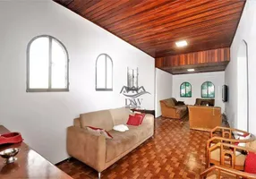 Foto 1 de Casa com 3 Quartos à venda, 150m² em Vila Paiva, São Paulo
