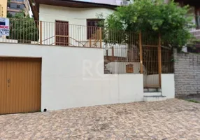 Foto 1 de Casa com 3 Quartos à venda, 120m² em Higienópolis, Porto Alegre