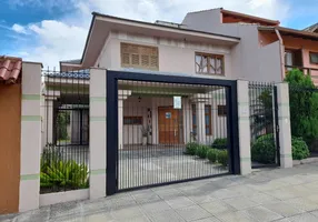 Foto 1 de Casa com 3 Quartos à venda, 173m² em Espiríto Santo, Porto Alegre