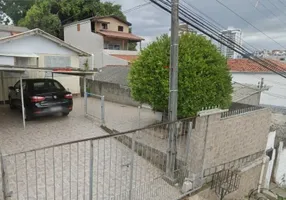 Foto 1 de Casa com 2 Quartos à venda, 65m² em Estreito, Florianópolis