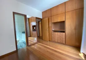 Foto 1 de Apartamento com 3 Quartos para alugar, 80m² em Santo Agostinho, Belo Horizonte