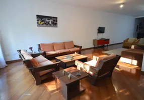 Foto 1 de Apartamento com 3 Quartos à venda, 190m² em Jardim Paulista, São Paulo