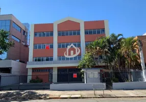 Foto 1 de Galpão/Depósito/Armazém para alugar, 1700m² em Barra Funda, São Paulo