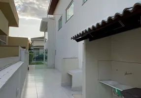 Foto 1 de Casa de Condomínio com 5 Quartos para venda ou aluguel, 400m² em Jardins Atenas, Goiânia