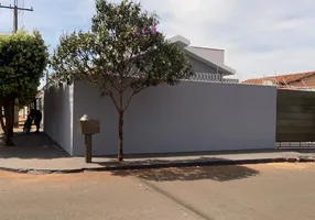 Foto 1 de Casa com 3 Quartos à venda, 70m² em Jardim Mondale, Rio Verde