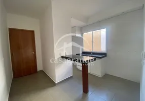 Foto 1 de Apartamento com 2 Quartos para alugar, 10m² em Santa Mônica, Uberlândia