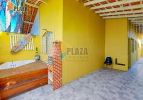 Foto 1 de Casa com 2 Quartos à venda, 70m² em Vila Guilhermina, Praia Grande