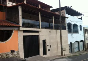 Foto 1 de Casa com 4 Quartos à venda, 380m² em Bairu, Juiz de Fora