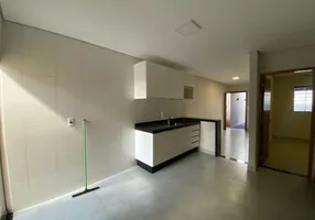 Foto 1 de Casa com 2 Quartos à venda, 100m² em Cidade Vargas, São Paulo