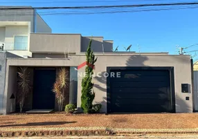 Foto 1 de Casa com 3 Quartos à venda, 150m² em Alto Umuarama, Uberlândia