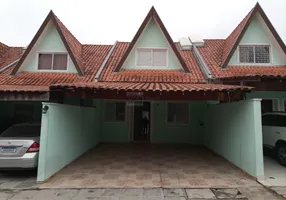 Foto 1 de Casa de Condomínio com 2 Quartos à venda, 126m² em Cajuru, Curitiba